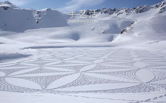 雪花地上飄？法國藝術家踩出冬季“踩雪畫” -  rpnrmr.com