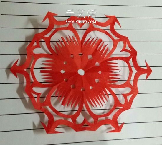 春節(jié)團(tuán)花剪紙步驟和折疊方法圖解教程 -  rpnrmr.com