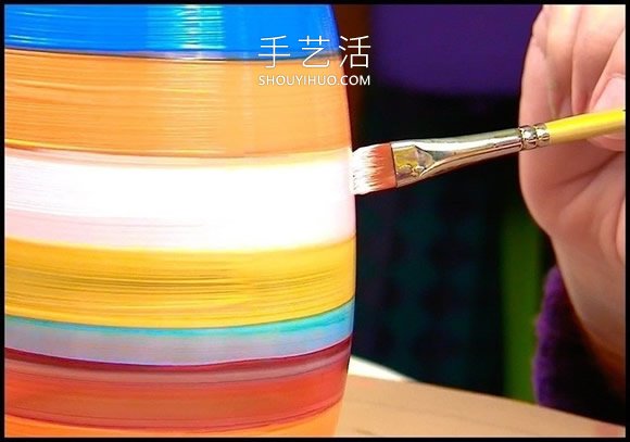簡(jiǎn)單自制條紋花瓶的方法圖解教程 -  rpnrmr.com