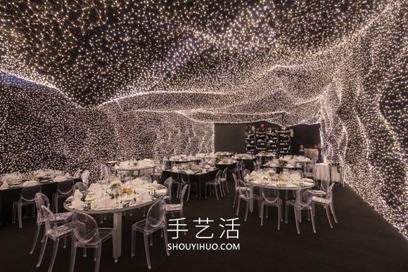 被25萬盞LED燈包圍的餐廳 提供非凡用餐體驗 -  rpnrmr.com