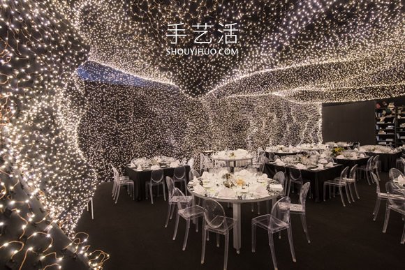 被25萬盞LED燈包圍的餐廳 提供非凡用餐體驗 -  rpnrmr.com