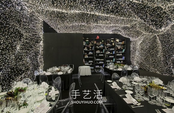 被25萬盞LED燈包圍的餐廳 提供非凡用餐體驗 -  rpnrmr.com