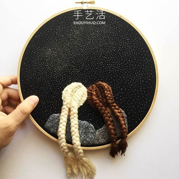 刺繡藝術(shù)家縫制眺望夜空的創(chuàng)意刺繡作品 -  rpnrmr.com