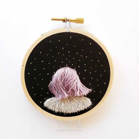 刺繡藝術(shù)家縫制眺望夜空的創(chuàng)意刺繡作品 -  rpnrmr.com