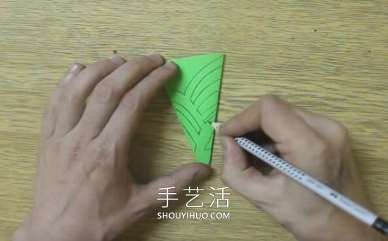 手工六折團花的剪紙方法圖解教程 -  rpnrmr.com