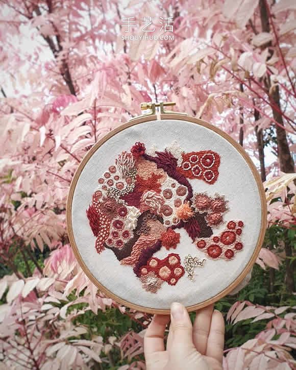 抽象刺繡作品：繡出苔蘚、地衣等的有機(jī)紋理 -  rpnrmr.com