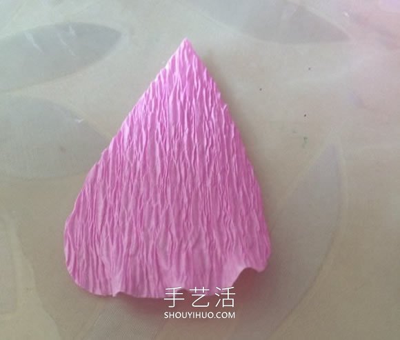 皺紋紙手工制作母親節(jié)康乃馨花的做法教程 -  rpnrmr.com