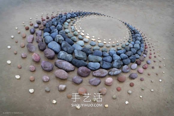 海灘上的拼搭藝術(shù)！令人賞心悅目的石頭拼畫 -  rpnrmr.com