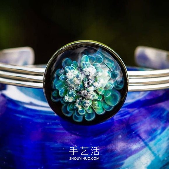 用死者骨灰制作的令人驚嘆的紀(jì)念玻璃雕塑 -  rpnrmr.com