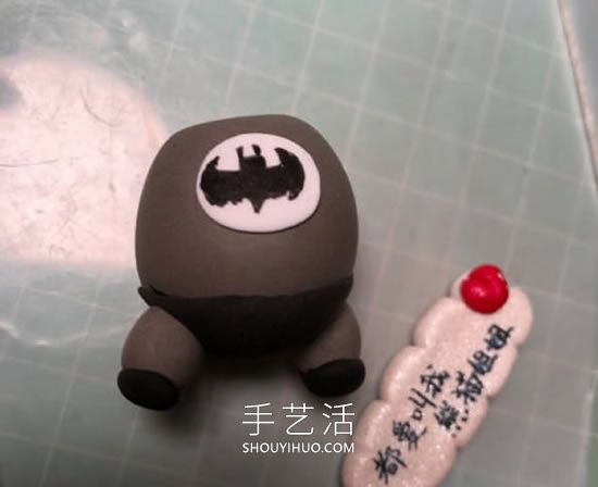 超輕粘土手工制作卡通蝙蝠俠的做法教程 -  rpnrmr.com