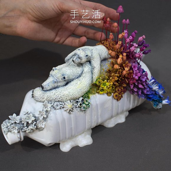 全球30位藝術(shù)家的微型藝術(shù)展部分作品欣賞 -  rpnrmr.com