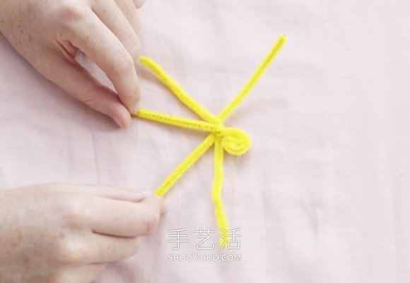 兒童手工制作扭扭棒水仙花的做法教程 -  rpnrmr.com