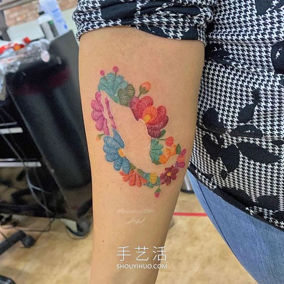 太驚艷！墨西哥紋身師“縫”出彩色花卉紋身 -  rpnrmr.com