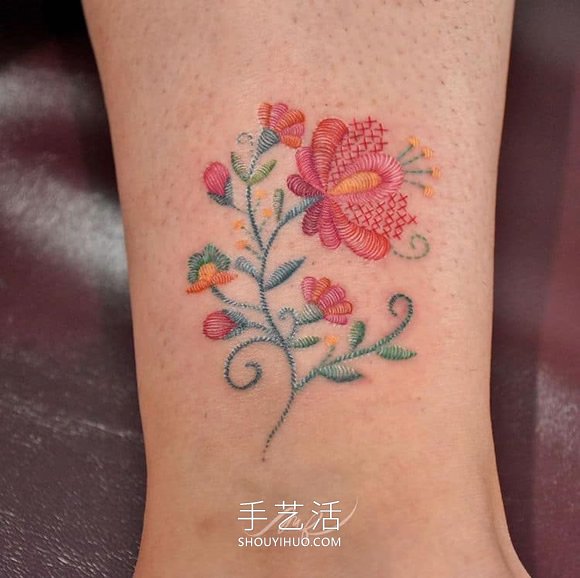 太驚艷！墨西哥紋身師“縫”出彩色花卉紋身 -  rpnrmr.com