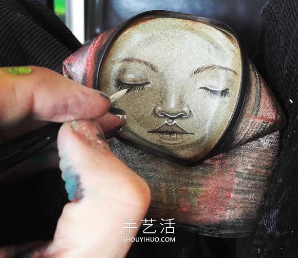 創(chuàng)意環(huán)保DIY！街頭藝人賦予丟棄食品罐以新生 -  rpnrmr.com
