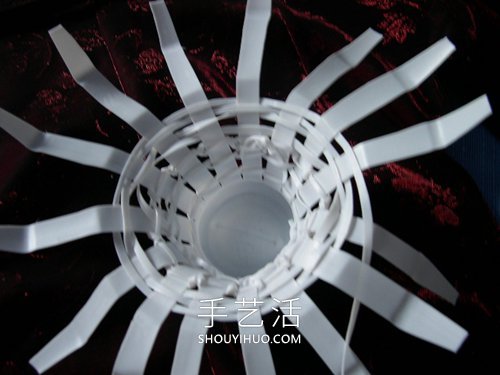酸奶瓶手工制作小花籃的做法教程 -  rpnrmr.com