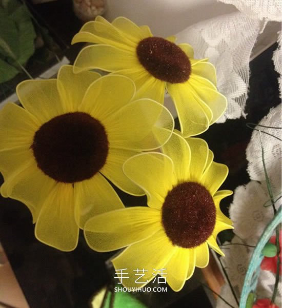 如何制作絲網(wǎng)花：絲網(wǎng)花向日葵制作圖解教程 -  rpnrmr.com