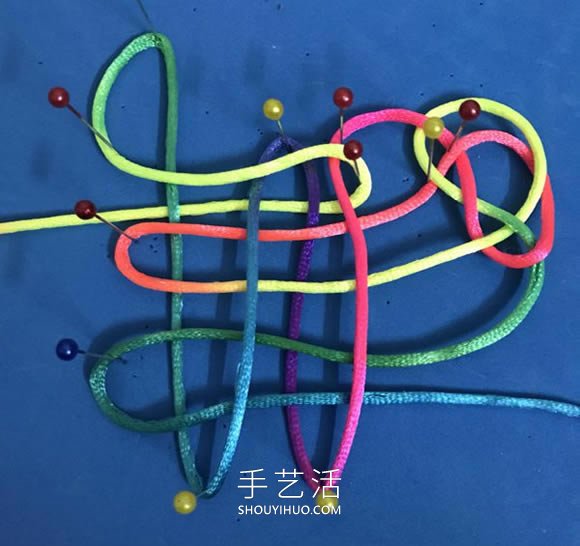 蝴蝶結(jié)的編法步驟圖解教程 -  rpnrmr.com