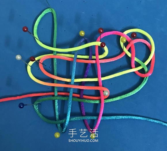 蝴蝶結(jié)的編法步驟圖解教程 -  rpnrmr.com