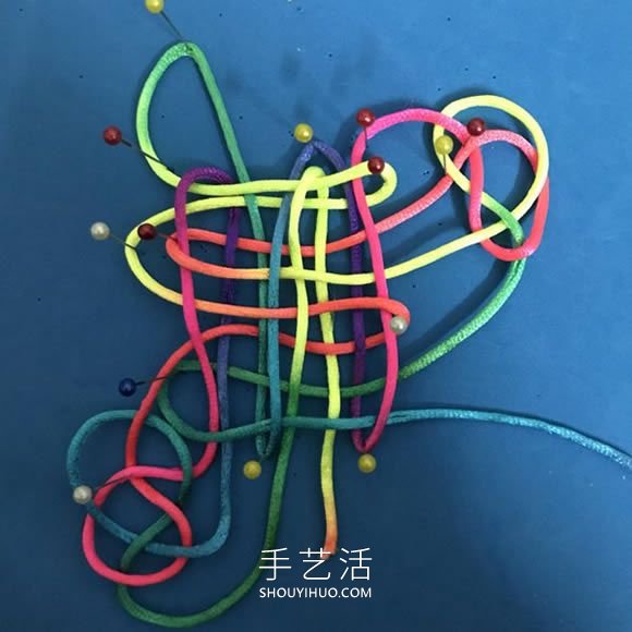 蝴蝶結(jié)的編法步驟圖解教程 -  rpnrmr.com