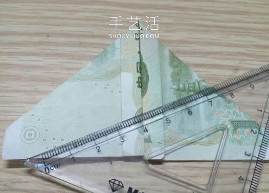 如何用紙幣折戒指愛(ài)心的方法步驟圖解教程 -  rpnrmr.com
