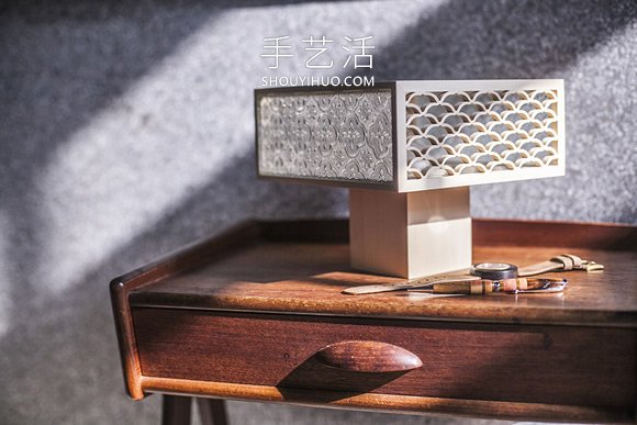 絕美木窗花工藝做成的臺燈、紙巾盒作品欣賞 -  rpnrmr.com