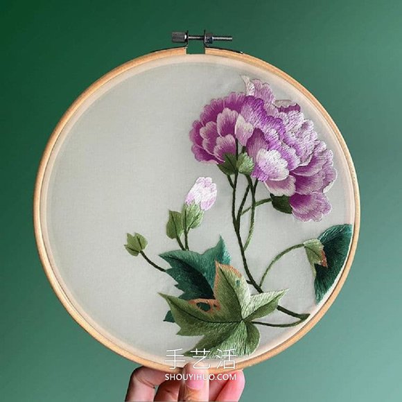 精致花鳥刺繡圖片！針線勾勒出絕美孔雀、花蝶 -  rpnrmr.com