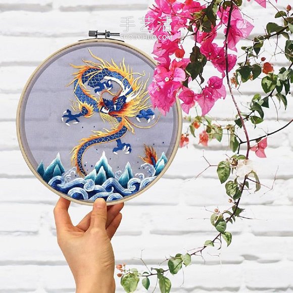 精致花鳥刺繡圖片！針線勾勒出絕美孔雀、花蝶 -  rpnrmr.com