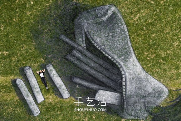 阿爾卑斯山草地壁畫(huà)！Saype的大型噴漆畫(huà)作品 -  rpnrmr.com