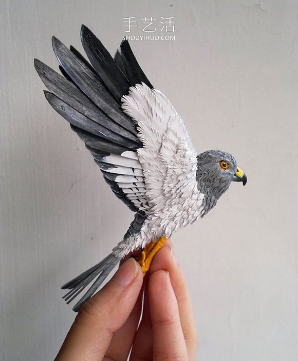 看起來像照片的逼真紙鳥雕塑作品 -  rpnrmr.com