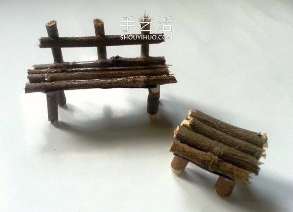 幼兒用樹枝做長椅和桌子的手工教程 -  rpnrmr.com