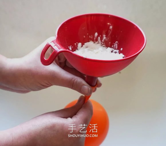 如何制作壓力球的做法詳細(xì)教程 -  rpnrmr.com