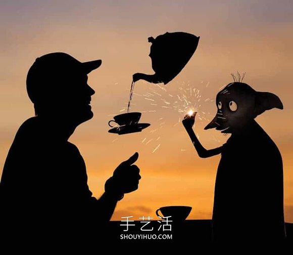他將硬紙板放置夕陽下，拍攝栩栩如生創(chuàng)意照 -  rpnrmr.com