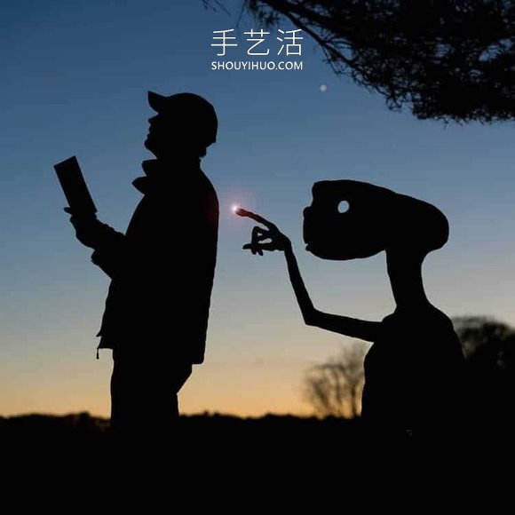 他將硬紙板放置夕陽下，拍攝栩栩如生創(chuàng)意照 -  rpnrmr.com