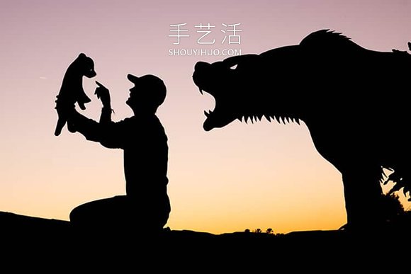 他將硬紙板放置夕陽下，拍攝栩栩如生創(chuàng)意照 -  rpnrmr.com