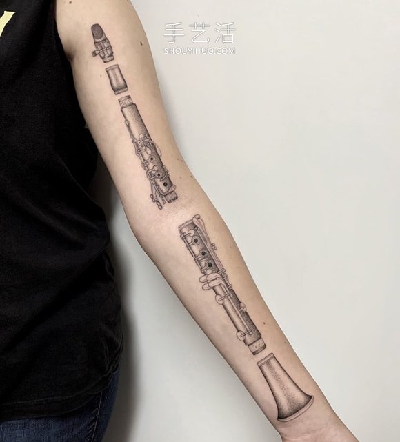 微小的點和細線組合，超現(xiàn)實主義紋身作品賞 -  rpnrmr.com