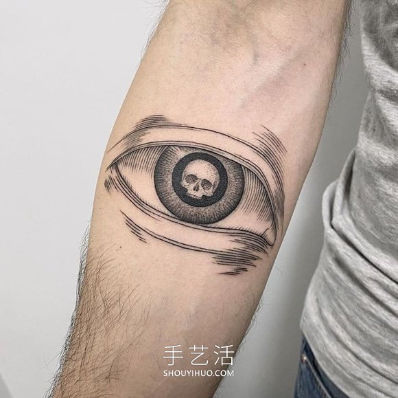 微小的點和細線組合，超現(xiàn)實主義紋身作品賞 -  rpnrmr.com