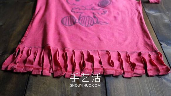 如何用10分鐘制作一個(gè)不用縫制的T恤手提袋 -  rpnrmr.com