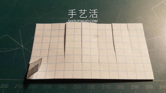 旋轉(zhuǎn)紙飛機(jī)的折法最簡(jiǎn)單教程 -  rpnrmr.com