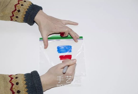用塑料袋自制3D眼鏡的方法簡(jiǎn)易教程 -  rpnrmr.com