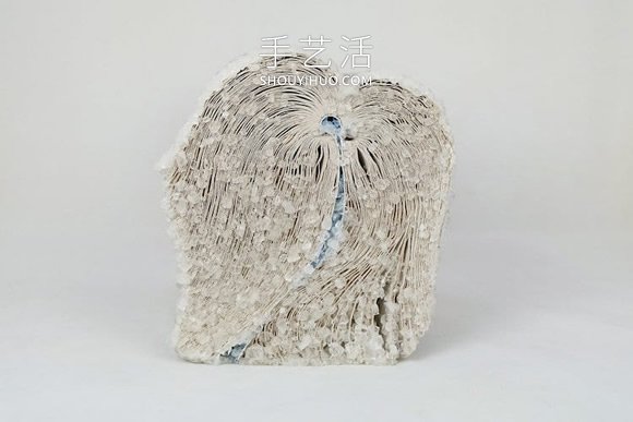 藝術(shù)家將書籍DIY轉(zhuǎn)變?yōu)榫К撎尥傅牡袼茏髌?-  rpnrmr.com