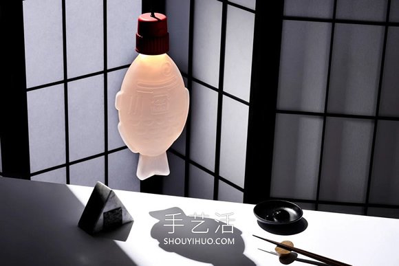 小魚醬油瓶化身臺燈！從環(huán)保理念出發(fā)設(shè)計而成 -  rpnrmr.com