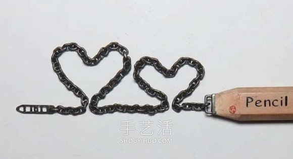 驚人的耐心！用鉛筆芯手工雕刻精美鏈子 -  rpnrmr.com