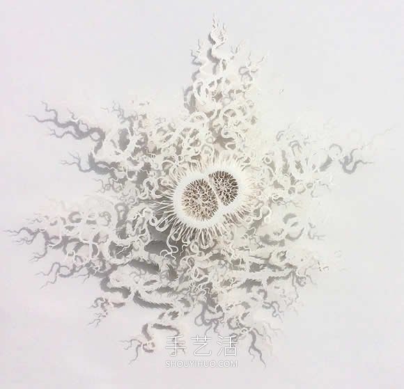 手工切割的模仿微生物的錯綜復(fù)雜的紙質(zhì)雕塑 -  rpnrmr.com