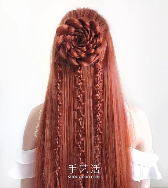 德國少女DIY驚人的發(fā)型，就像復(fù)雜的鉤針圖案 -  rpnrmr.com