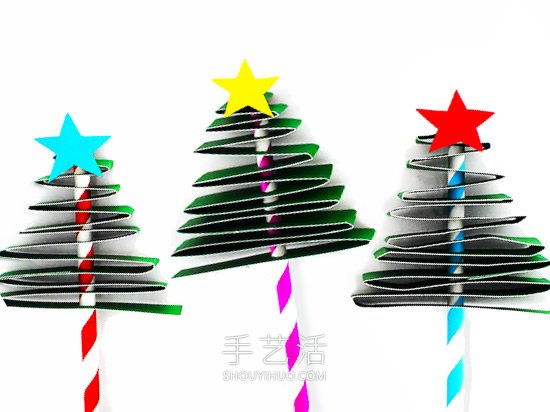 簡單卡紙圣誕樹的手工制作教程 -  rpnrmr.com