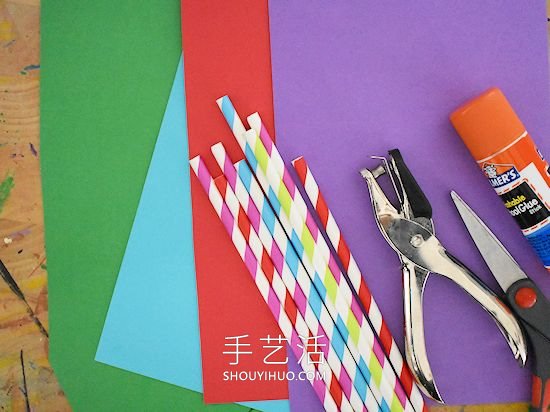 簡單卡紙圣誕樹的手工制作教程 -  rpnrmr.com