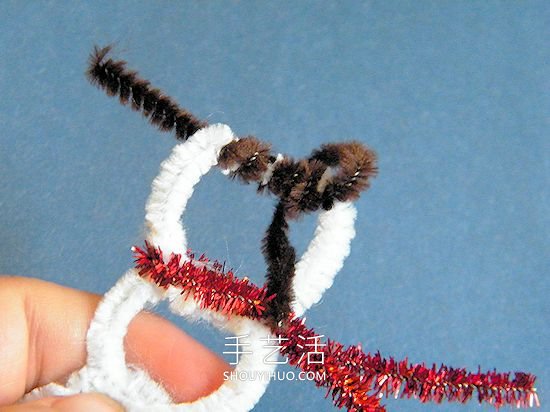 扭扭棒手工制作雪人的做法教程 -  rpnrmr.com