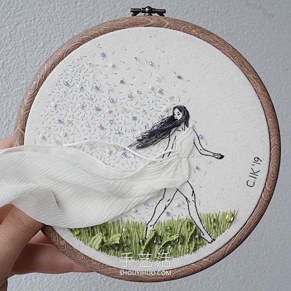 3D人物刺繡，仿佛夏日的微風(fēng)輕拂過她們 -  rpnrmr.com