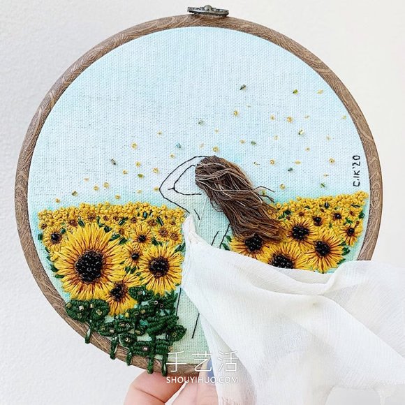 3D人物刺繡，仿佛夏日的微風(fēng)輕拂過她們 -  rpnrmr.com